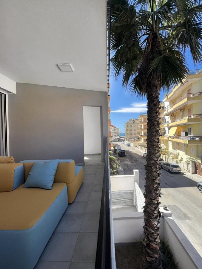 Modern And Spacious Appartement With Beach View. Gallipoli Exterior foto